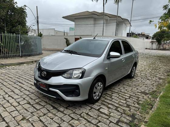 TOYOTA ETIOS 1.5 X SEDAN 16V FLEX 4P AUTOMÁTICO